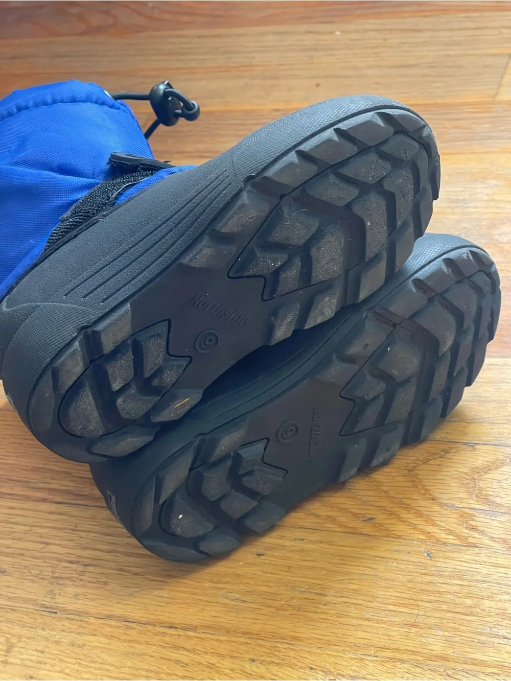 3M Thinsulate Kids Blue and Black Snow Boots